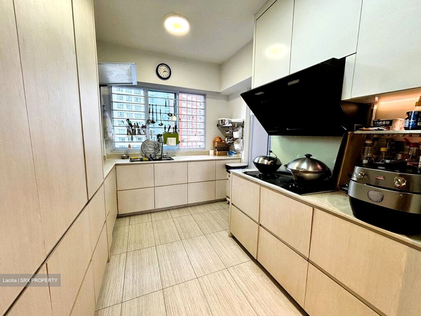 Blk 299 Bukit Batok Street 22 (Bukit Batok), HDB Executive #496704621